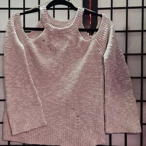 Off-white knitt bare shoulder Hollister sweater